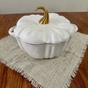 Pumpkin Dutch Oven